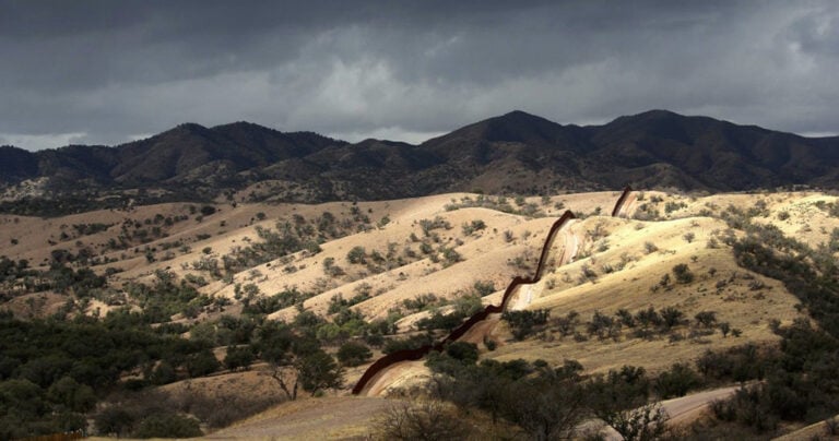 23 εξαιρετικές φωτογραφίες συνόρων από όλο τον κόσμο