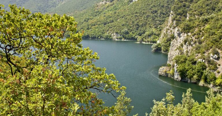 Ο μεγαλύτερος ποταμός της Ελλάδας με πηγές σε ελληνικό έδαφος