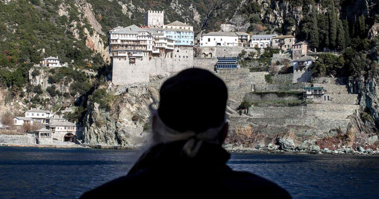 Ένα φωτογραφικό αφιέρωμα στο Άγιο Όρος έτσι όπως δεν το έχετε ξαναδεί