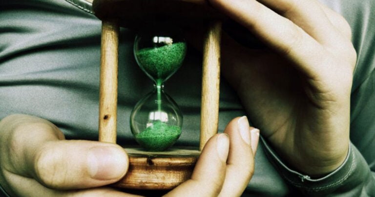 Μην αναλώνεσαι σε ανούσιες φιλίες και περιττούς ανθρώπους