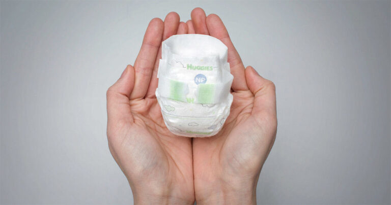 Εταιρία μόλις κυκλοφόρησε τις πιο μικροσκοπικές πάνες για μωράκια