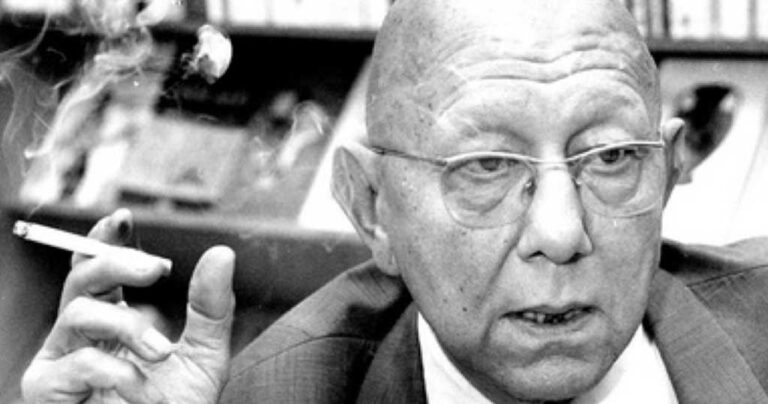 Κορνήλιος Καστοριάδης: Η άνοδος της ασημαντότητας