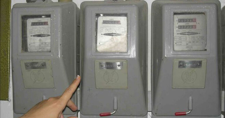 Έρχονται αυστηρά μέτρα και πρόστιμα για όσους κλέβουν ρεύμα Έρχονται αυστηρά μέτρα και πρόστιμα για όσους κλέβουν ρεύμα