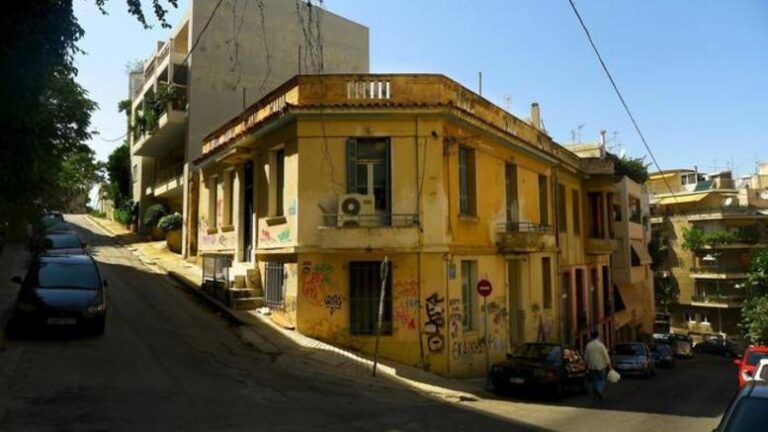 Το θρυλικό κλαμπ Decadence επιστρέφει και ανοίγει ξανά
