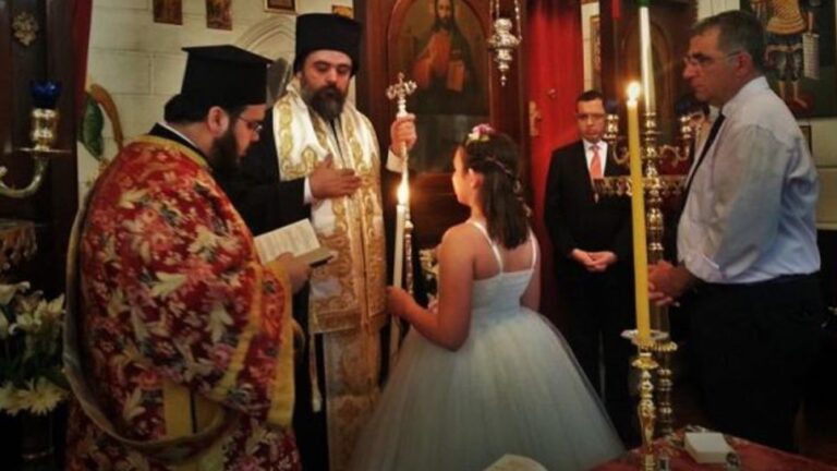 Η πρώτη ορθόδοξη βάφτιση στη Σμύρνη μετά τη μικρασιατική καταστροφή