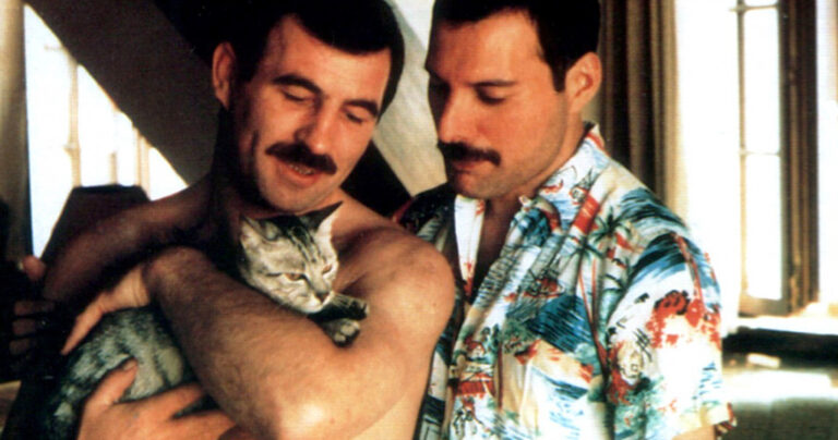 25 σπάνιες φωτογραφίες του Φρέντι Μέρκιουρι μαζί με τον σύντροφο του