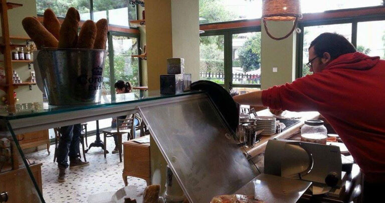 Παντοκαφενές: To καφενείο με υπαλλήλους άτομα με αυτισμό και νοητική υστέρηση