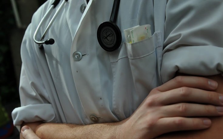 Γιατροί στη Μυτιλήνη χειρούργησαν το αριστερό πόδι 80χρονης ενώ είχε σπάσει το δεξί