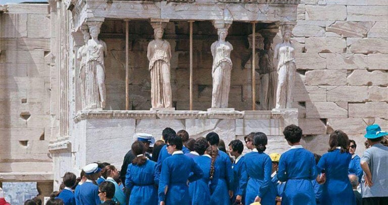 30 νοσταλγικές και σπάνιες φωτογραφίες μιας άλλης Ελλάδας