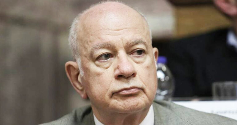 Παπαδημητρίου: «Το άνοιγμα καταστημάτων την Κυριακή είναι εκσυγχρονισμός»