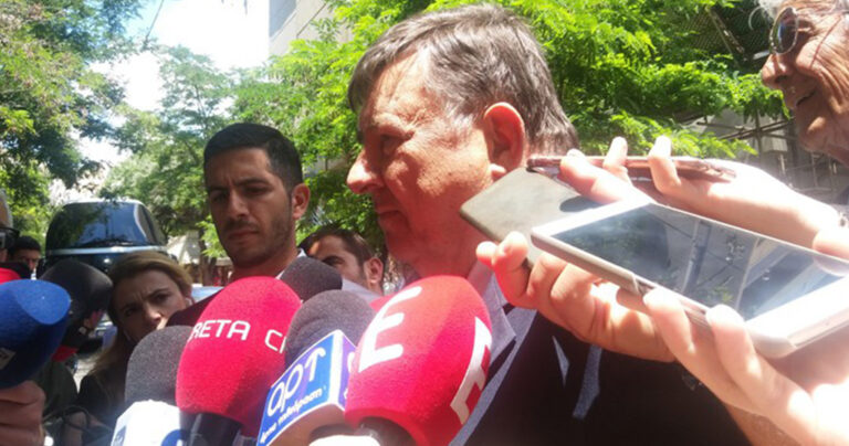 Καρατζαφέρης: Ο Παπαδήμος ο πιο αξιοπρεπής πρωθυπουργός από όλους της μνημονιακής περιόδου