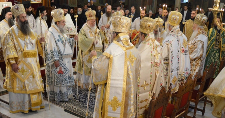 Αυτοί είναι οι μισθοί αρχιερέων, μητροπολιτών και επισκόπων