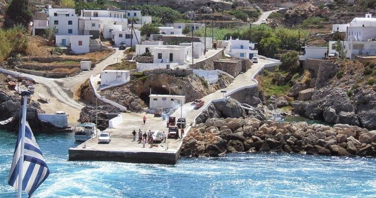 Τα Αντικύθηρα ψάχνουν κατοίκους – Ο δήμαρχος μελετά να φέρει Χριστιανούς από Λίβανο