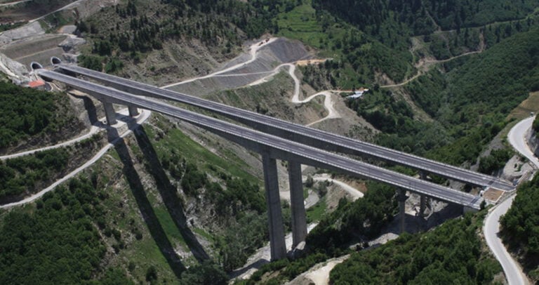 38 σταθμούς διοδίων στην Εγνατία Οδό υπέγραψε η κυβέρνηση