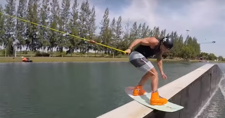 Απίθανα κόλπα και παιχνίδια σε παραλίες και πισίνες