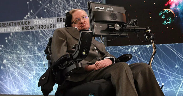 Στήβεν Χώκινγκ: «Φτιάξτε γρήγορα βάσεις στη Σελήνη και τον Άρη, γιατί χανόμαστε»