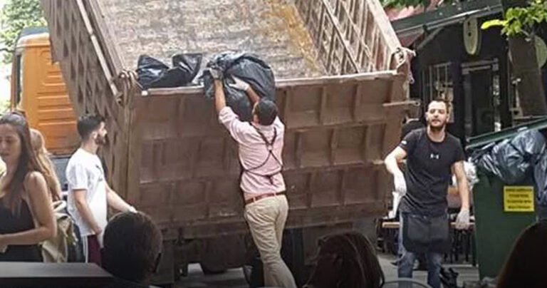 Λαρισαίοι μάζεψαν μόνοι τους τα σκουπίδια και τα φόρτωσαν σε φορτηγό