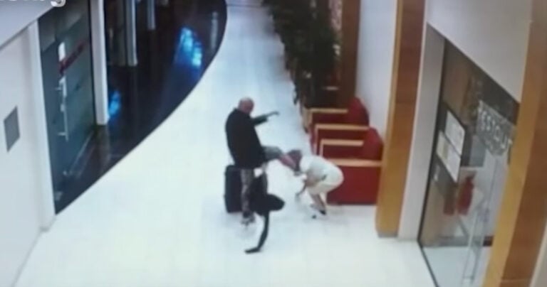 Μεθυσμένος Σουηδός τουρίστας κλωτσάει στο κεφάλι καθαρίστρια ξενοδοχείου στη Βουλγαρία
