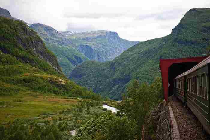  Ο γύρος της Ευρώπης με τρένο! Το National Geographic παρουσιάζει τα καλύτερα ταξίδια…