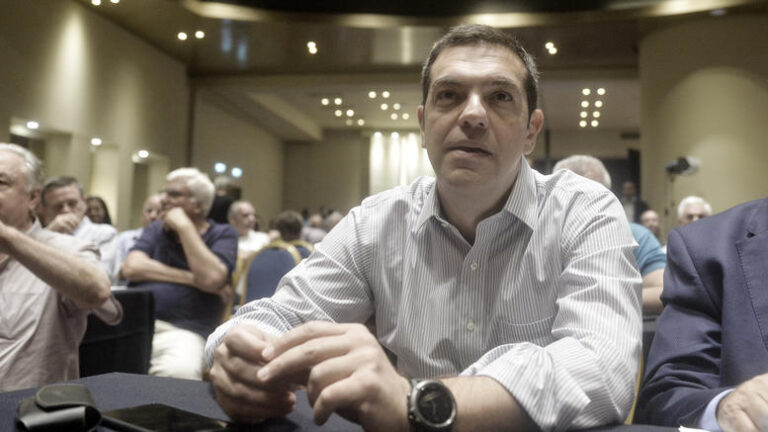 Τι ανταλλάγματα ζητούσε η Μόσχα από τον Τσίπρα για το «σχέδιο δραχμή»