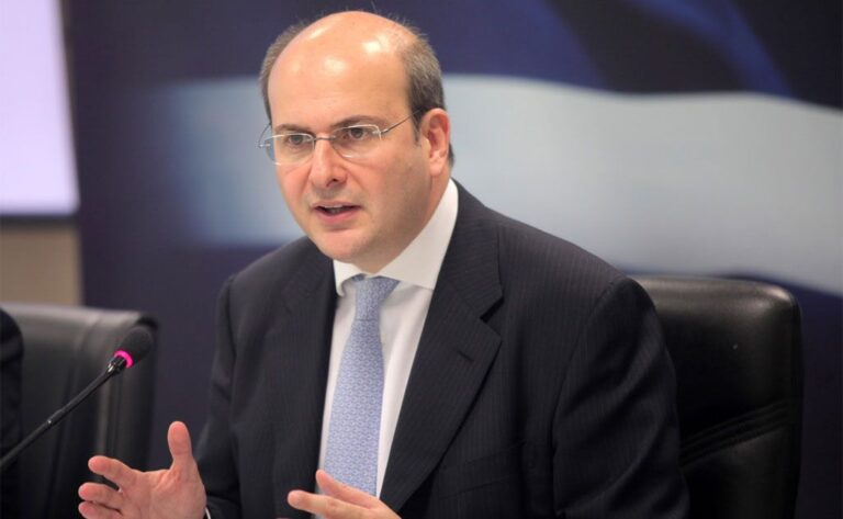 Κωστής Χατζηδάκης: «Γινόμαστε χώρα β’ κατηγορίας»