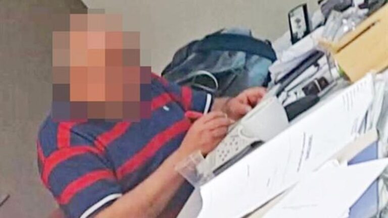 O εφοριακός από την Κρήτη που έλυνε τα σταυρόλεξα μετατίθεται στην Ακαδημία Εφοριακών