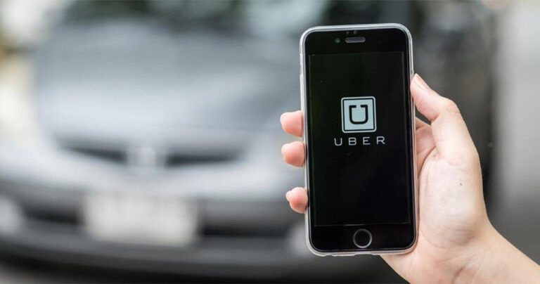 Κλείνει την πόρτα στην Uber σχέδιο νόμου του Υπουργείου Υποδομών