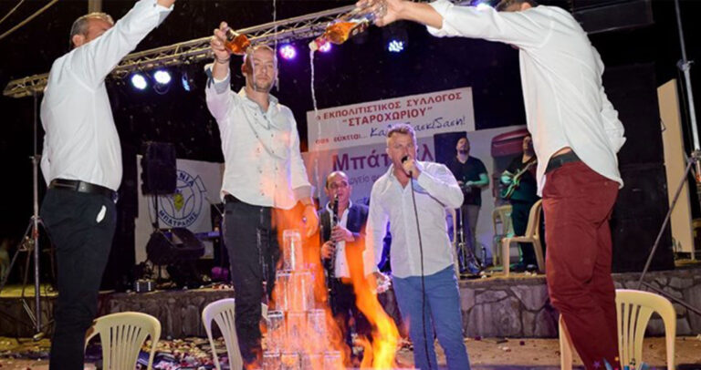 Έβαλαν φωτιά με ουίσκι σε πανηγύρι στην Αχαΐα και τους έβγαλαν βίντεο