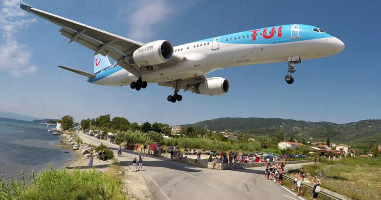 Η τρομερή προσγείωση αεροπλάνου στο αεροδρόμιο της Σκιάθου που κάνει αίσθηση