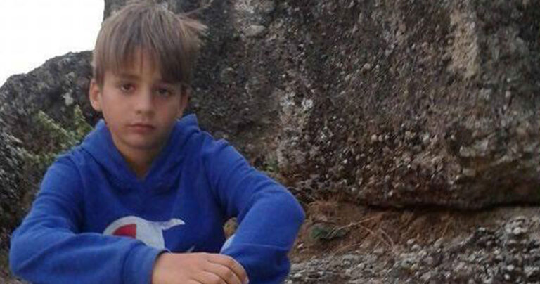 Βοηθάμε τον 12χρονο Κωνσταντίνο από τα Τρίκαλα