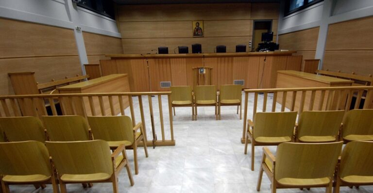 Γυναίκα από την Αλβανία «έφαγε» 100.000 ευρώ από τον παντρεμένο Έλληνα εραστή της