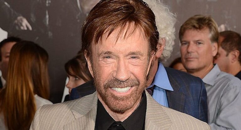 Ο Τσακ Νόρις υπέστη δυο εμφράγματα σε μια ώρα και έζησε