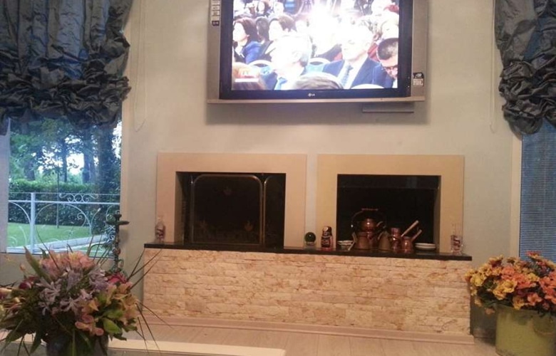 Πώς είναι μια βίλα στην Αλβανία που πωλείται για 5 εκατ. ευρώ 3