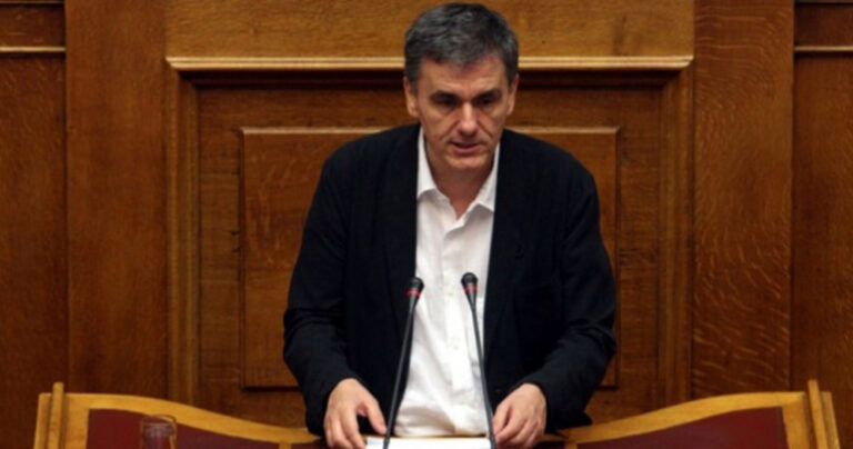 Η σπάνια κοινή εμφάνιση του Τσακαλώτου με την Σκωτσέζα σύζυγο του