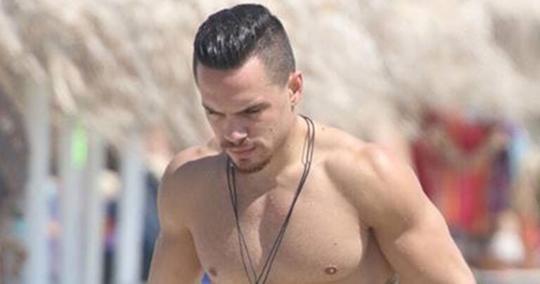 Ο Λευτέρης Πετρούνιας έχει αναμφίβολα ένα από τα πιο εντυπωσιακά σώματα στην Ελλάδα