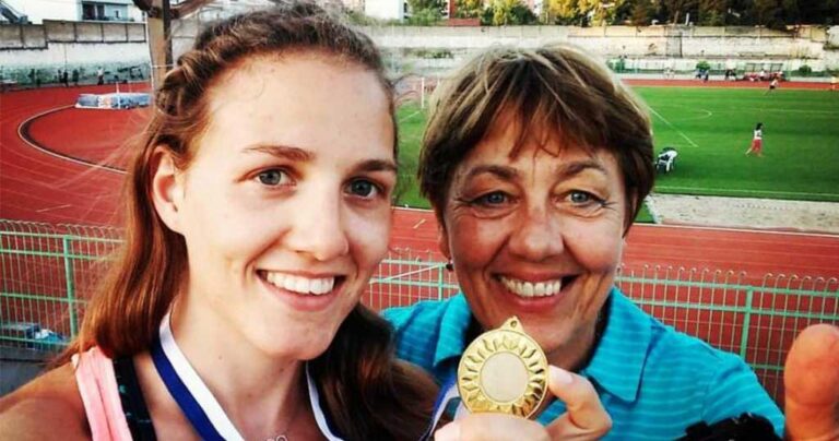 «Ελπίδα το σπίτι μας θα καεί τι θες να σώσουμε από τα πράγματά σου;»