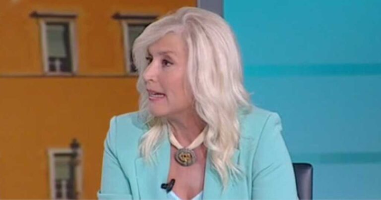 Αυλωνίτου: «Οι συντάξεις δεν έχουν περικοπεί»