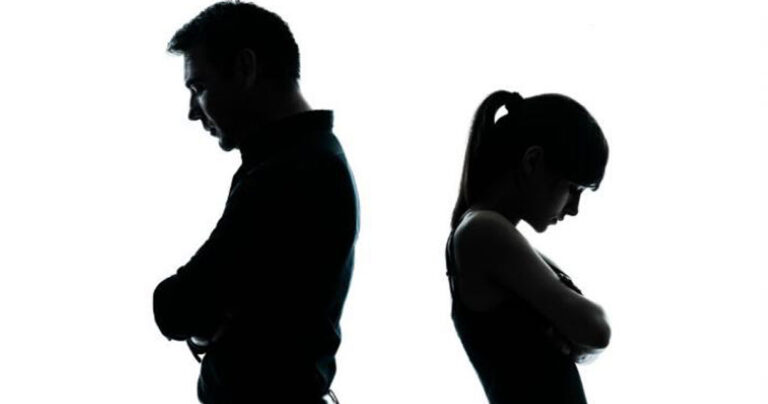 «Δεν τον θέλουν οι γονείς μου επειδή είναι αθίγγανος»