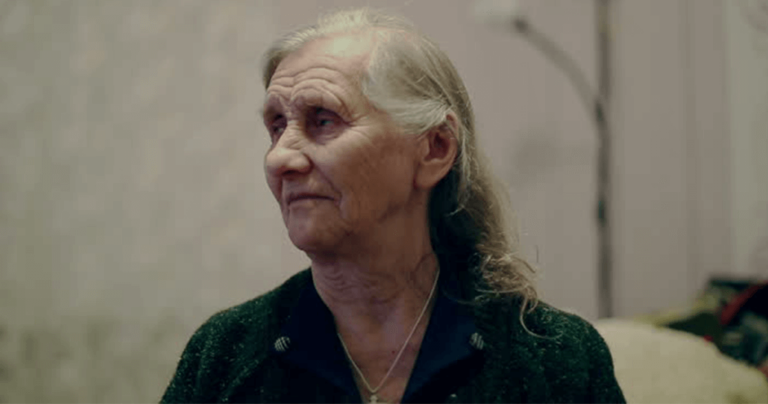 Βοήθησα τον γιο μου και τη νύφη μου με το μωρό και τώρα δεν με αφήνουν να δω το εγγόνι μου