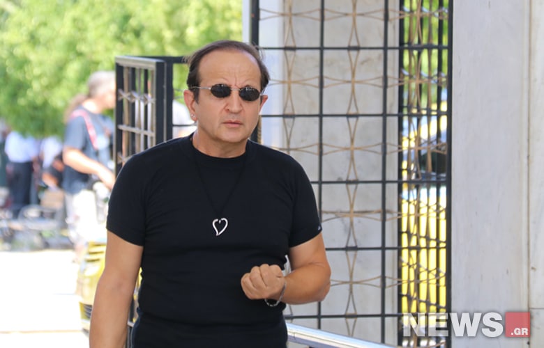 Για αποτέφρωση η σορός της Αρλέτας 18