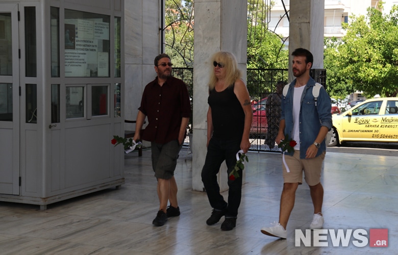 Για αποτέφρωση η σορός της Αρλέτας 16