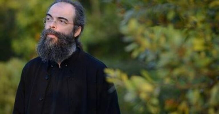 «Μην πιέζεις, μην ενοχλείς κανέναν»: Ένα εξαιρετικό κείμενο του πατέρα Ανδρέα Κονάνου