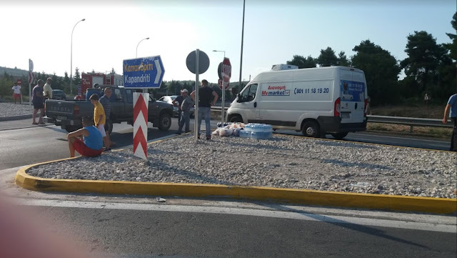 Μπράβο MyMarket: Την ώρα που οι Πυροσβέστες έκαναν έκκληση για νερά ήσασταν οι μόνοι που στείλατε φορτηγά 3 tromaktiko1836