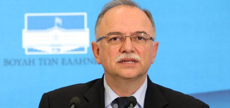 Παπαδημούλης: «Μαύρη μέρα για Γερμανία, Ευρώπη και Ελλάδα η είσοδος του AfD στη Βουλή»