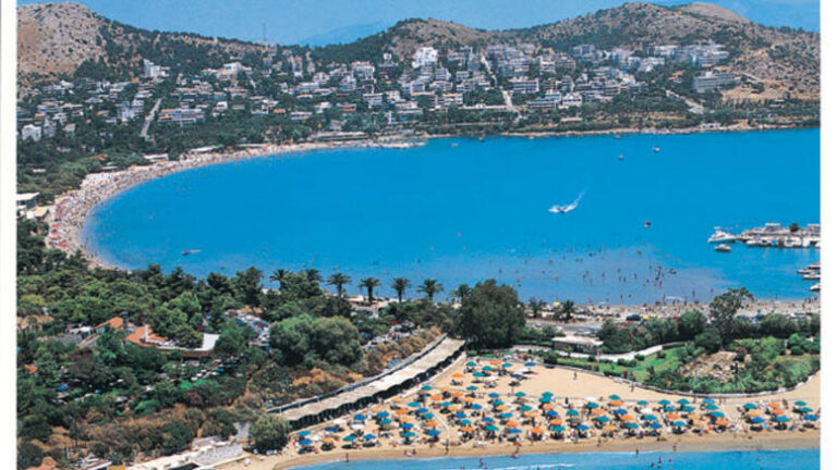 Και με την βούλα: Kαθαρά τα νερά σε Βάρη, Βούλα, Βουλιαγμένη