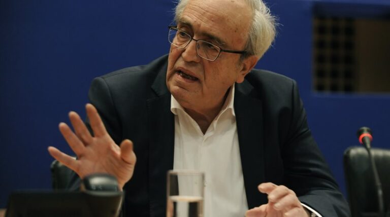 Kαταγγελίες για την σύζυγο Μπαλτά: Διορίστηκε και πήρε αύξηση με παράνομο τρόπο