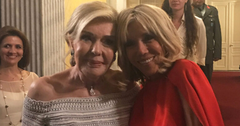 H επιβλητική παρουσία της Μαριάννας Βαρδινογιάννη στο Προεδρικό Μέγαρο