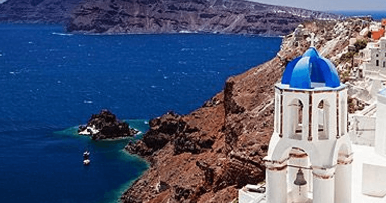 «Να γιατί η Ελλάδα είναι η παραλία της Ευρώπης το ακραίο τέλος» -Υμνοι Ιταλίδας τουρίστριας μετά τις διακοπές της στα νησιά