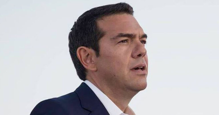 O λογαριασμός του Τσίπρα άλλαξε εικόνα προφίλ στο facebook και οι γυναίκες τρελάθηκαν