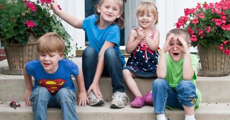 Το να μεγαλώνεις με τα ξαδέρφια σου είναι ευλογία